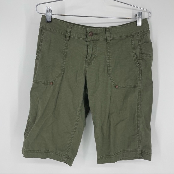 Prana Green hiking outdoor shorts size 4 - Picture 1 of 6